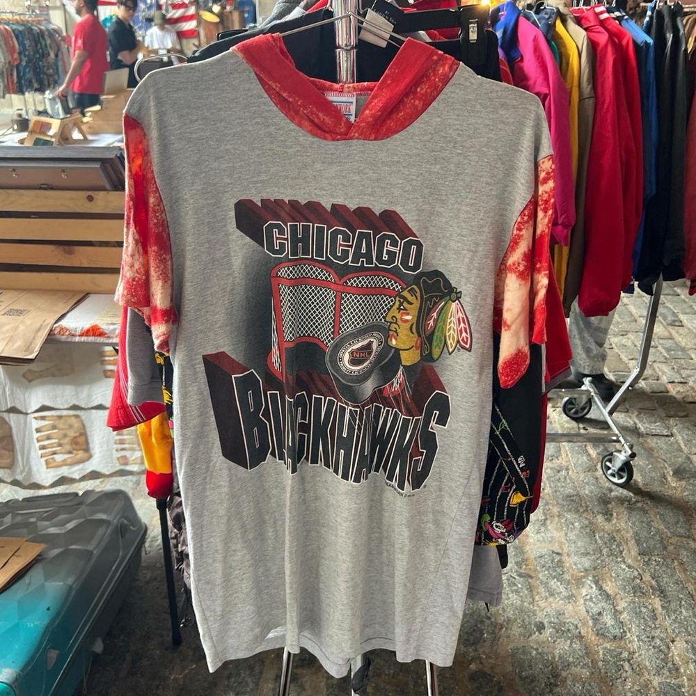 Vintage 1994 Blackhawks Short Sleeve T Shirt Hoodie